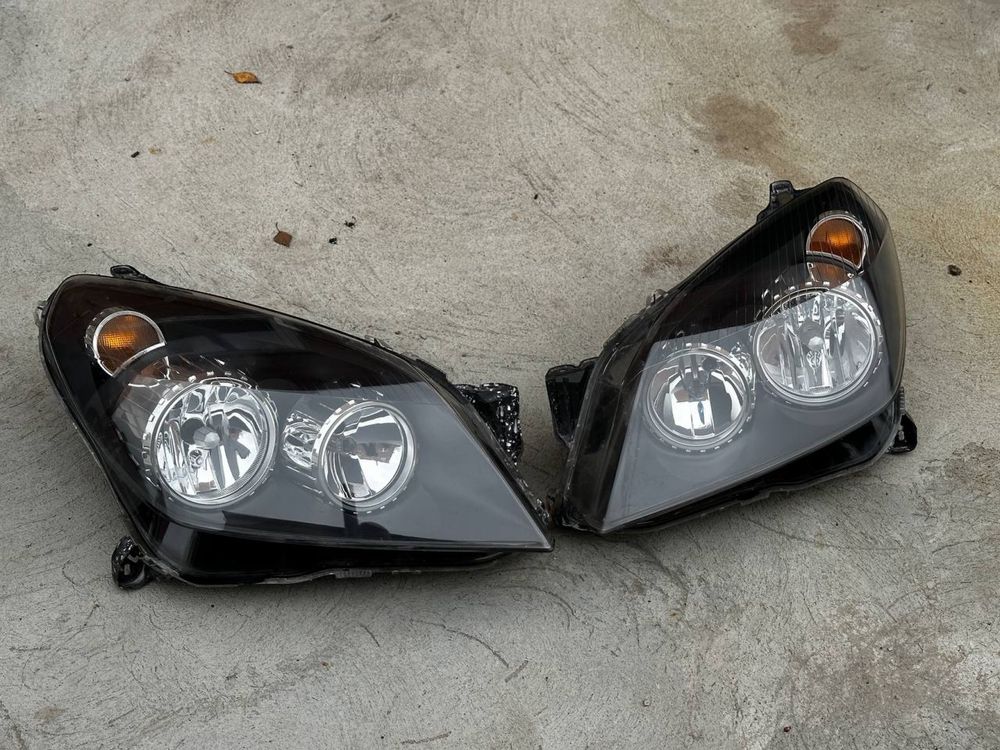 Розборка Опель, Фари на Opel Astra H, Zafira B