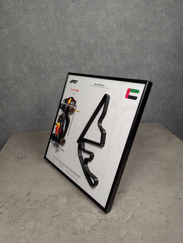 Bburago з Рамкою 2в1 RB19 3D Траса Abu Dhabi GP 2023 #1 Max Verstappen