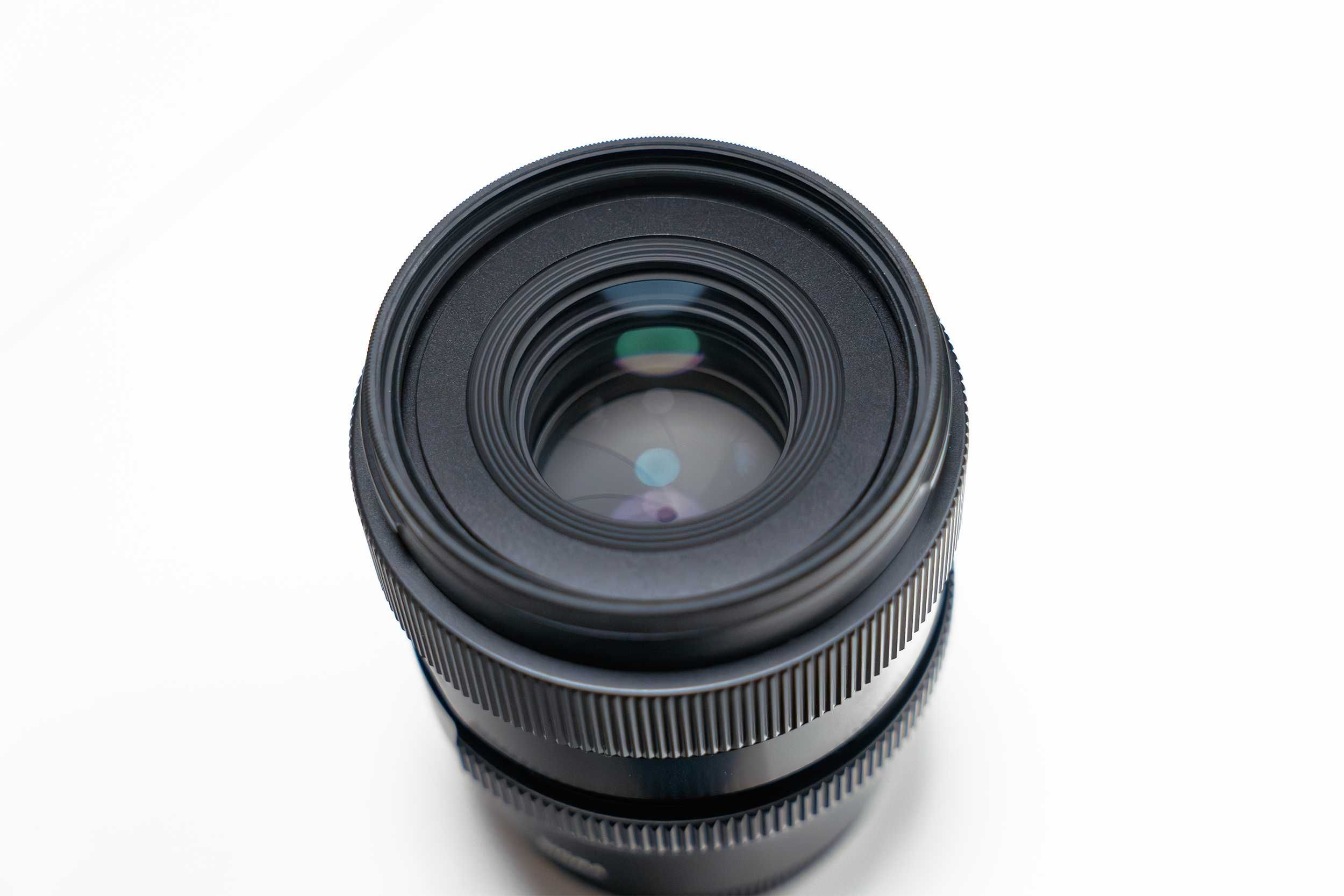 Sigma C 65mm/f2 DG DN (Sony E) + filtr