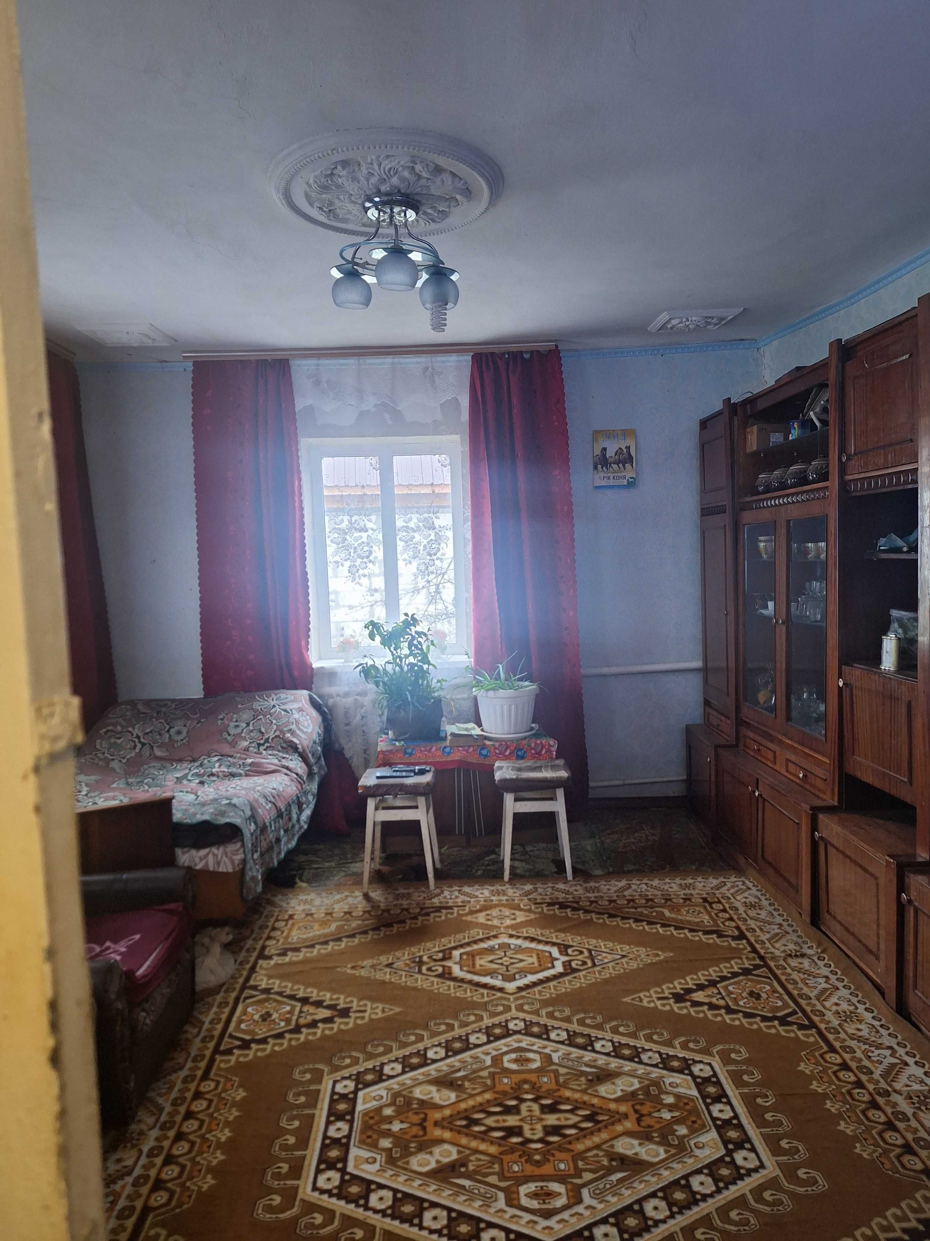 Продам цегляний будинок в с.Великі Гуляки