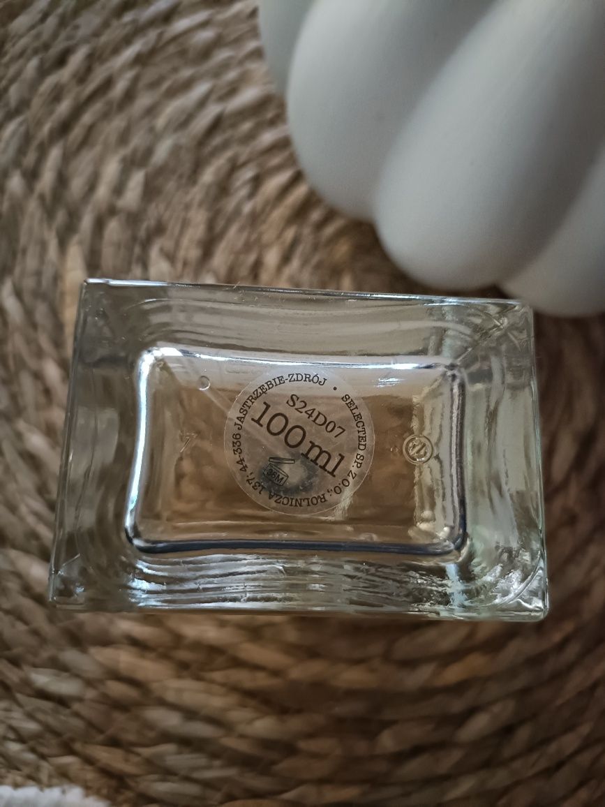 Perfum made in lab nr 25