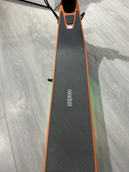 Електросамокат Segway Ninebot C2