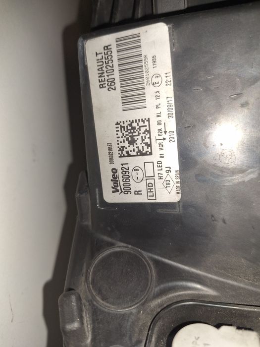 Farol direito Renault megane iv de 2018
