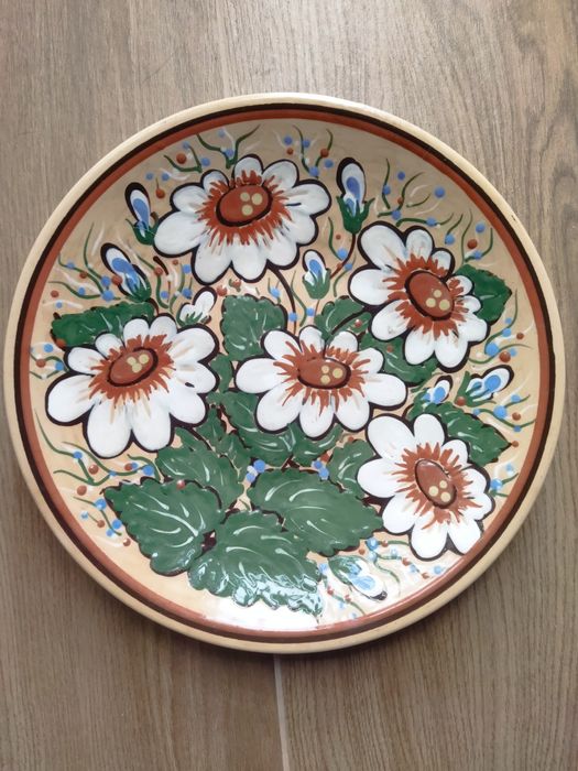 Настенная тарелка Васильковская майолика