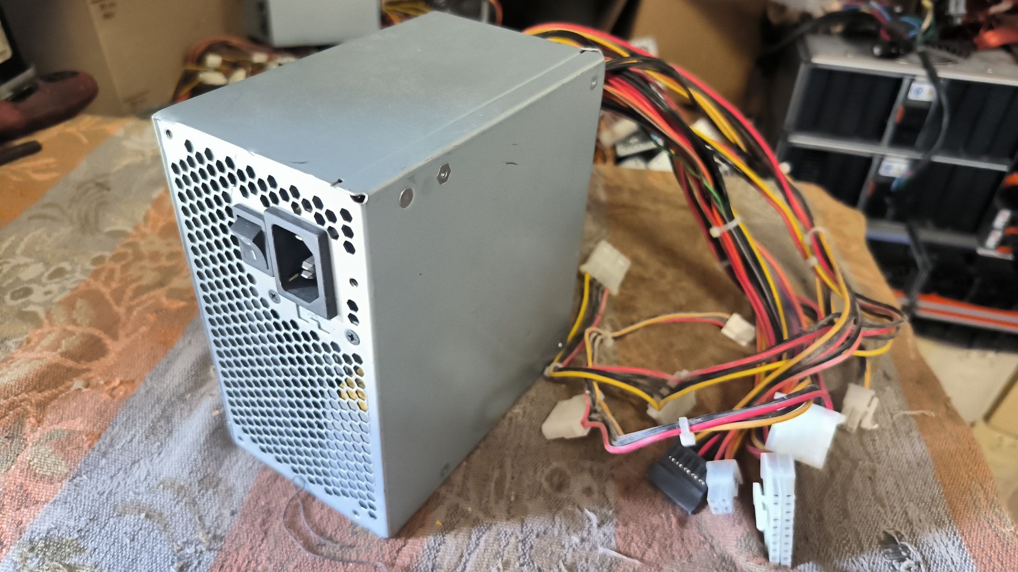 Блок живлення FSP ATX-350PNF 350W 430W Max