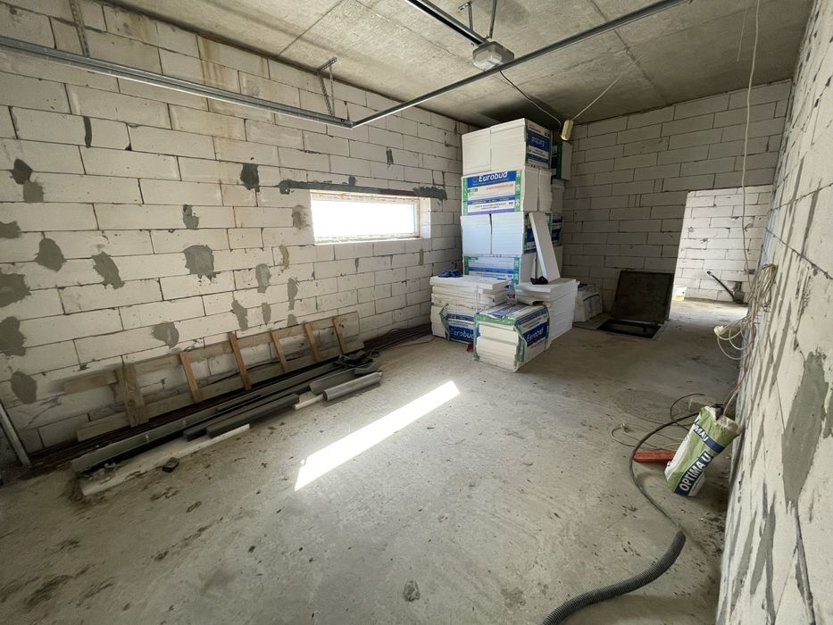 Продам Будинок в місті 10 сот землі Макарова 3-тя поліклініка