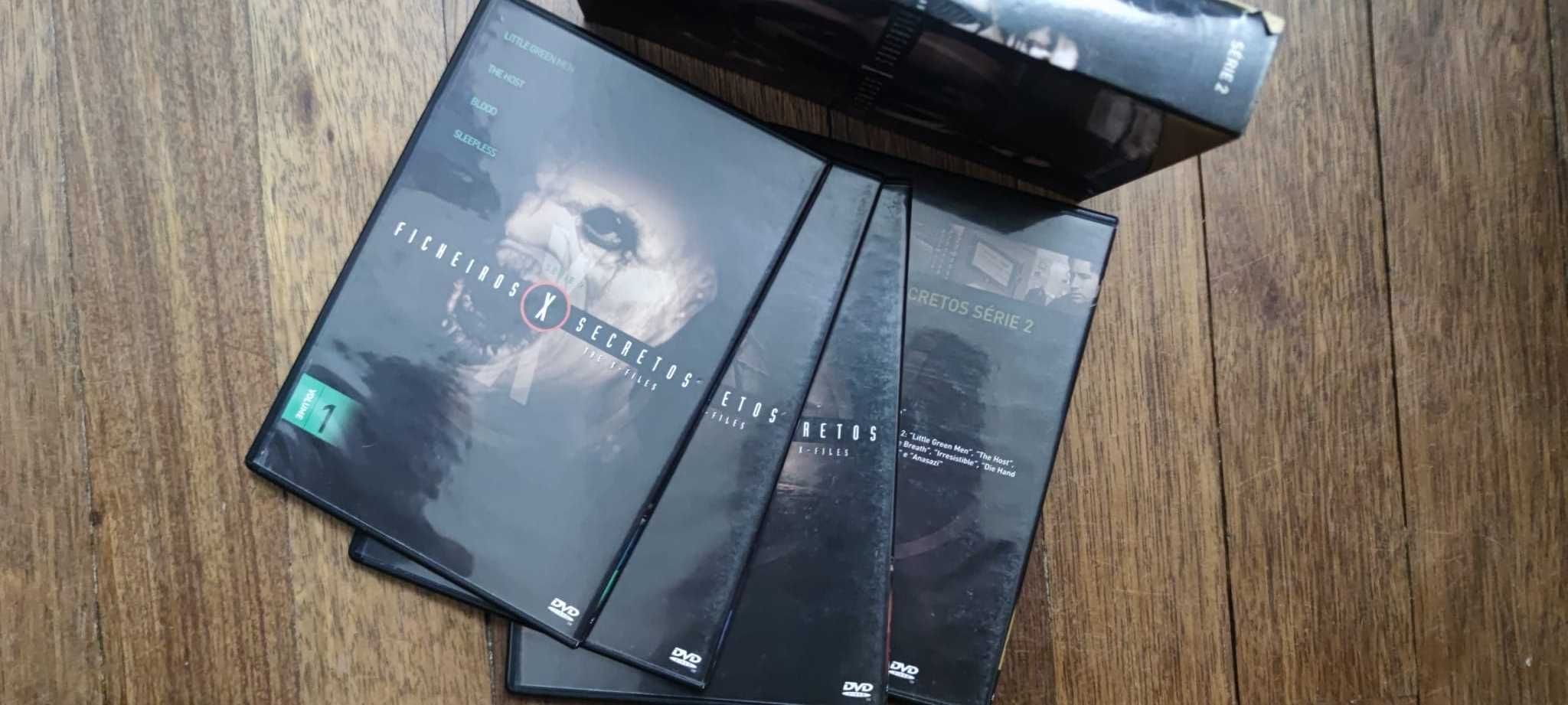 Segunda temporada completa de Ficheiros Secretos (The X-Files) em DvD