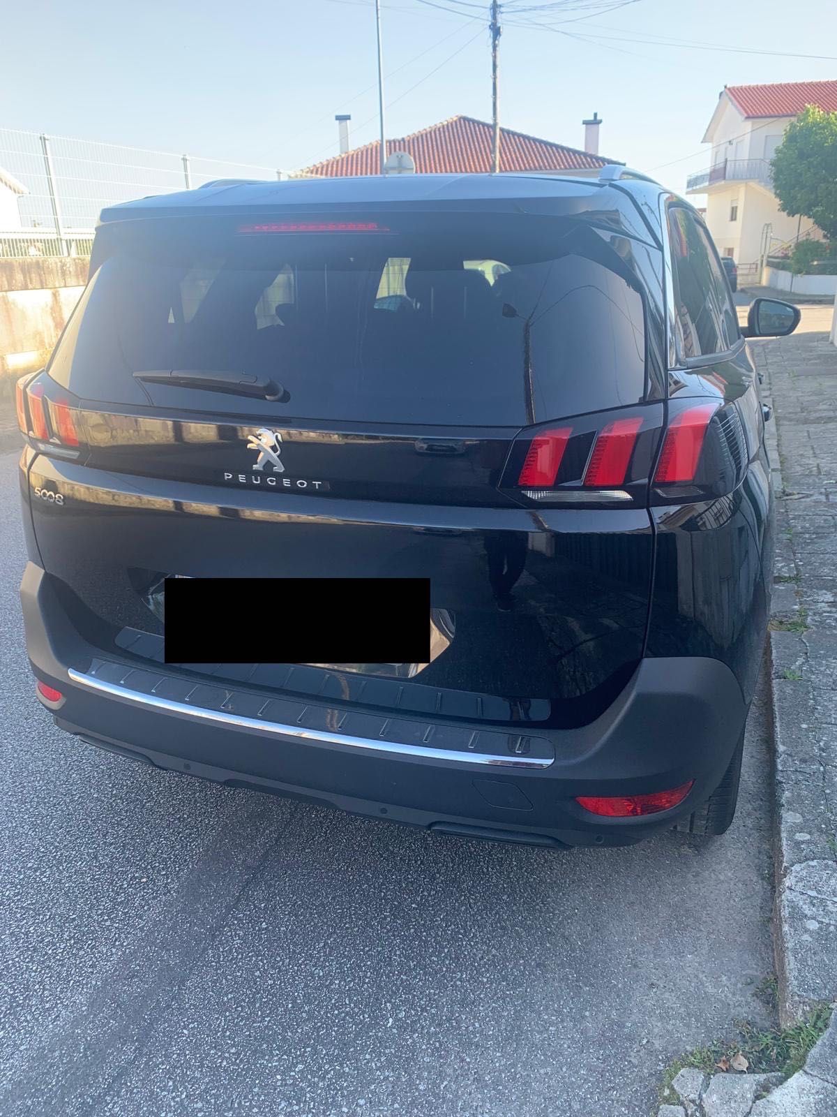 Peugeot 5008 - 7 lugares