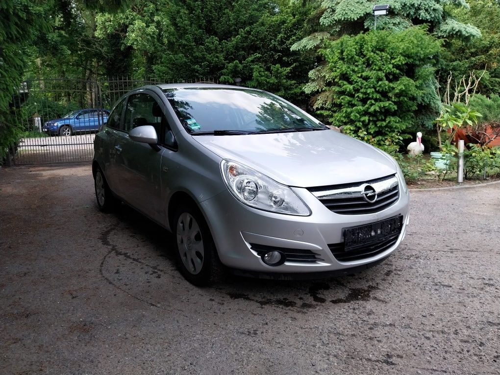 Opel Corsa klimatyzacja mały przebieg