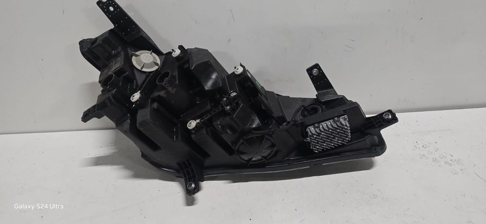 Lampa MG4 lewa przednia oryginał demontaż lewy przód