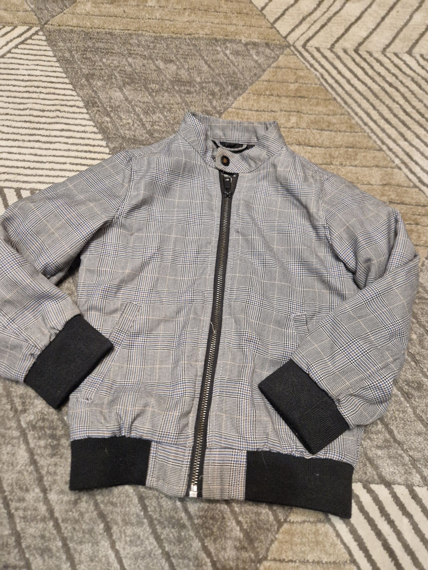Lekka kurtka elegancka  dla chłopca 116