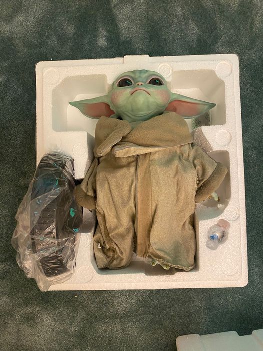 RARO! Action Figure Baby Yoda - versão colecionador - Escala Real