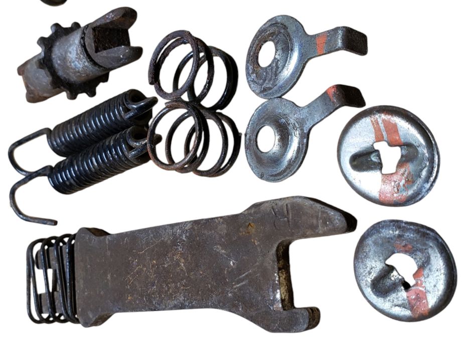 Механизм ручника тормоза комплект Toyota RAV4 CA20 разборка