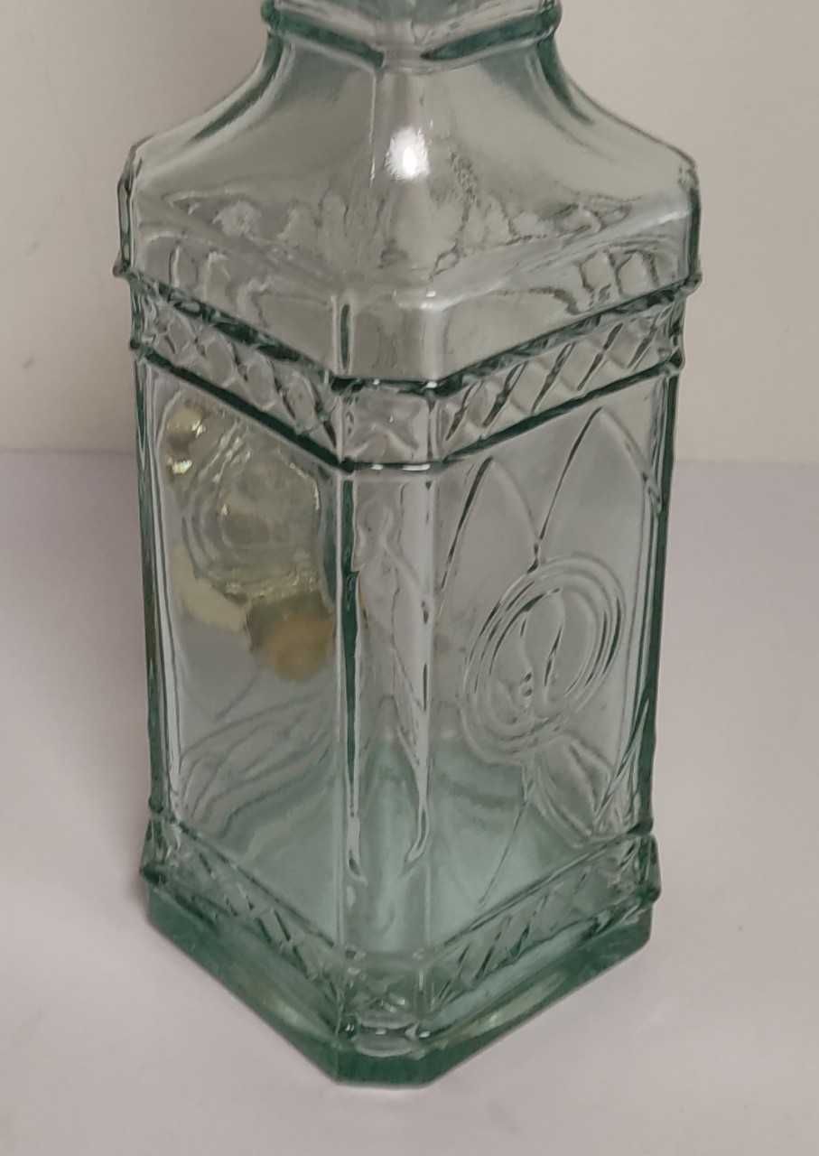 Decoração: Garrafa com torneira