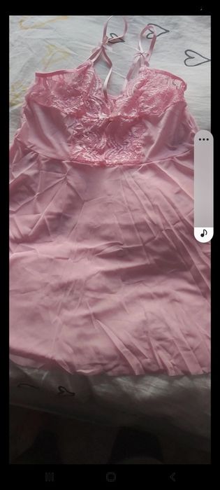 Seksowna  nową kosxulka  nocna