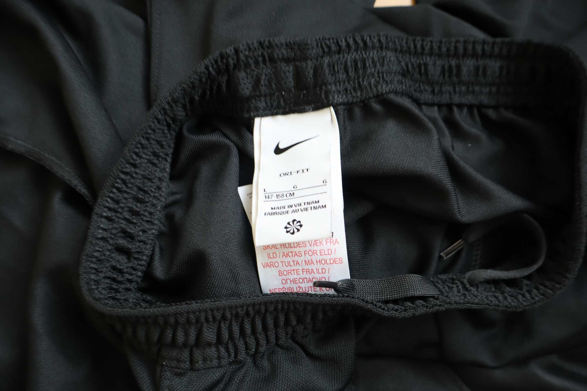 Дитячий спортивний костюм Nike 147-158 зріст