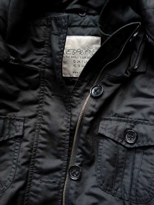 Женская куртка-парка фирмы Esprit