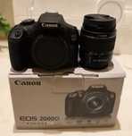 Canon EOS 2000D.