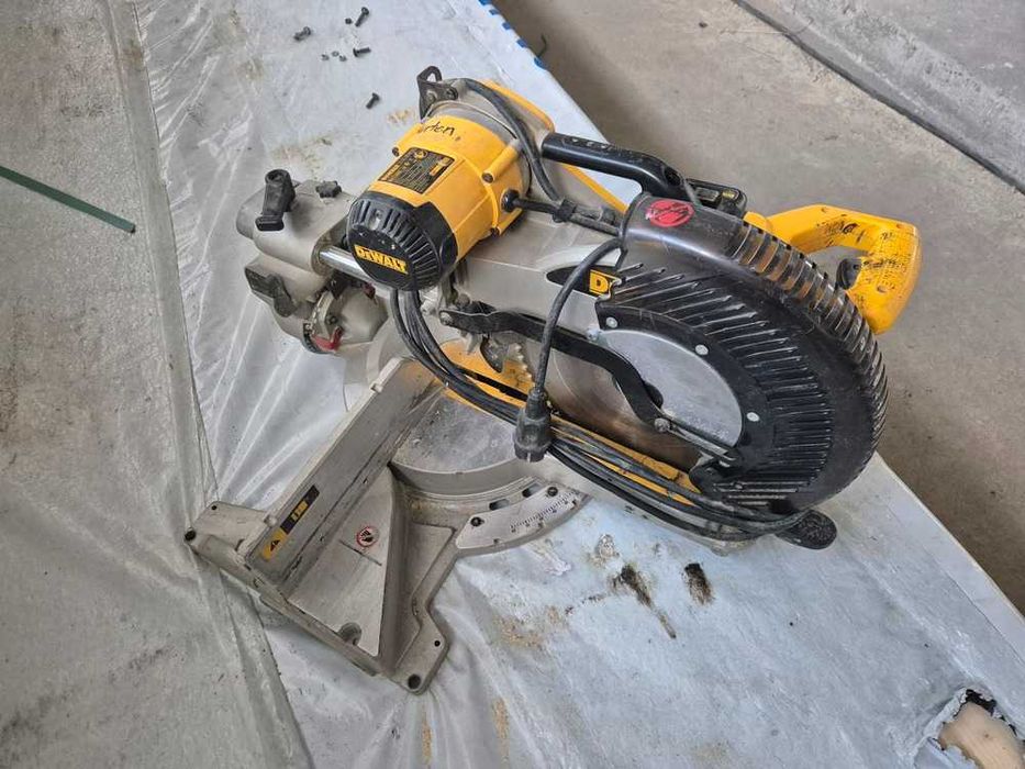 Ukośnica pilarka ukosowa DeWALT DWS7085 -QS  -zadbana, 100% sprawna!!!