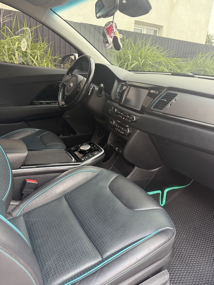 Kia Niro EV 64 кВт.  500 км. Запас ходу.