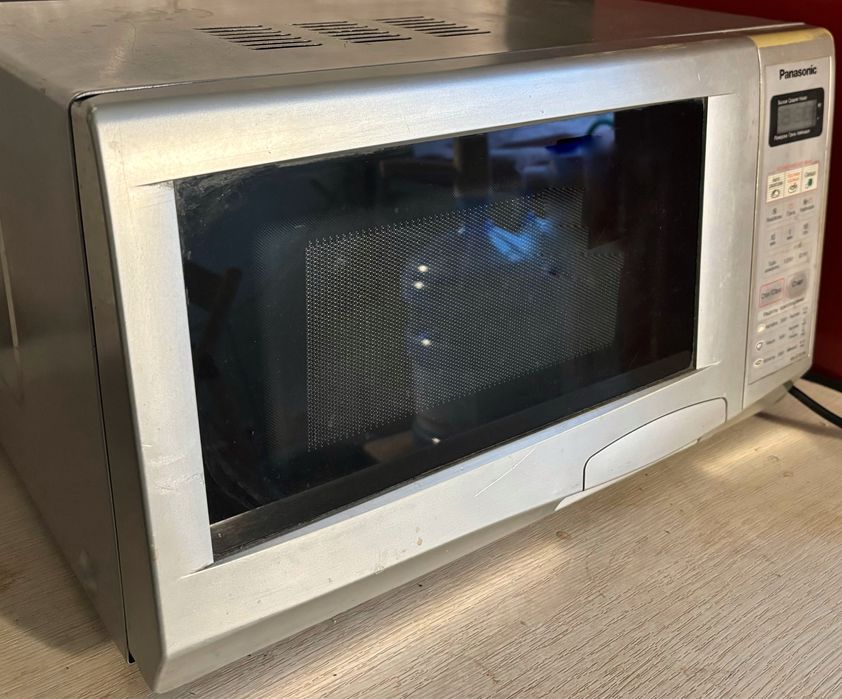 мікрохвильовка Panasonic робоча