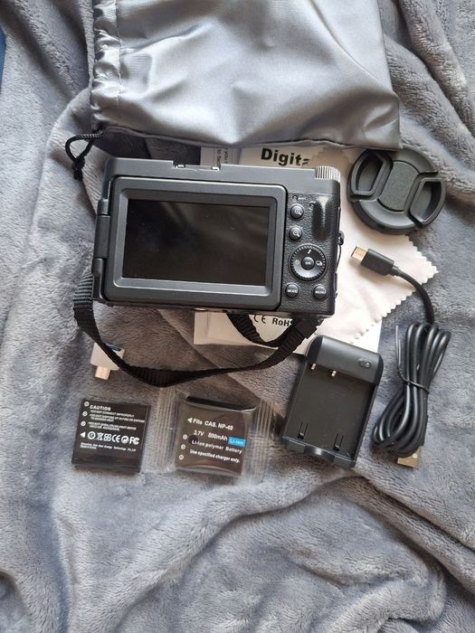 Digital camera 4k DC101 цифрова камера для початківців