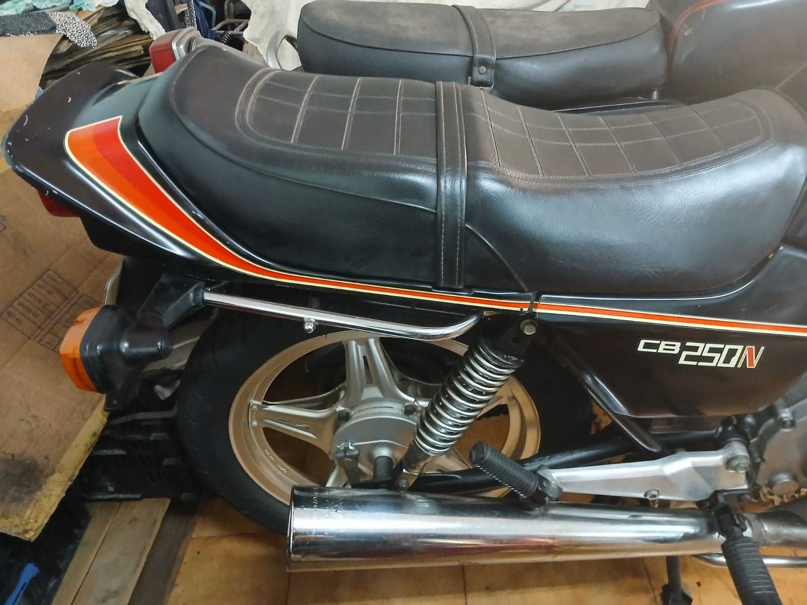Honda 250N - Tudo Original