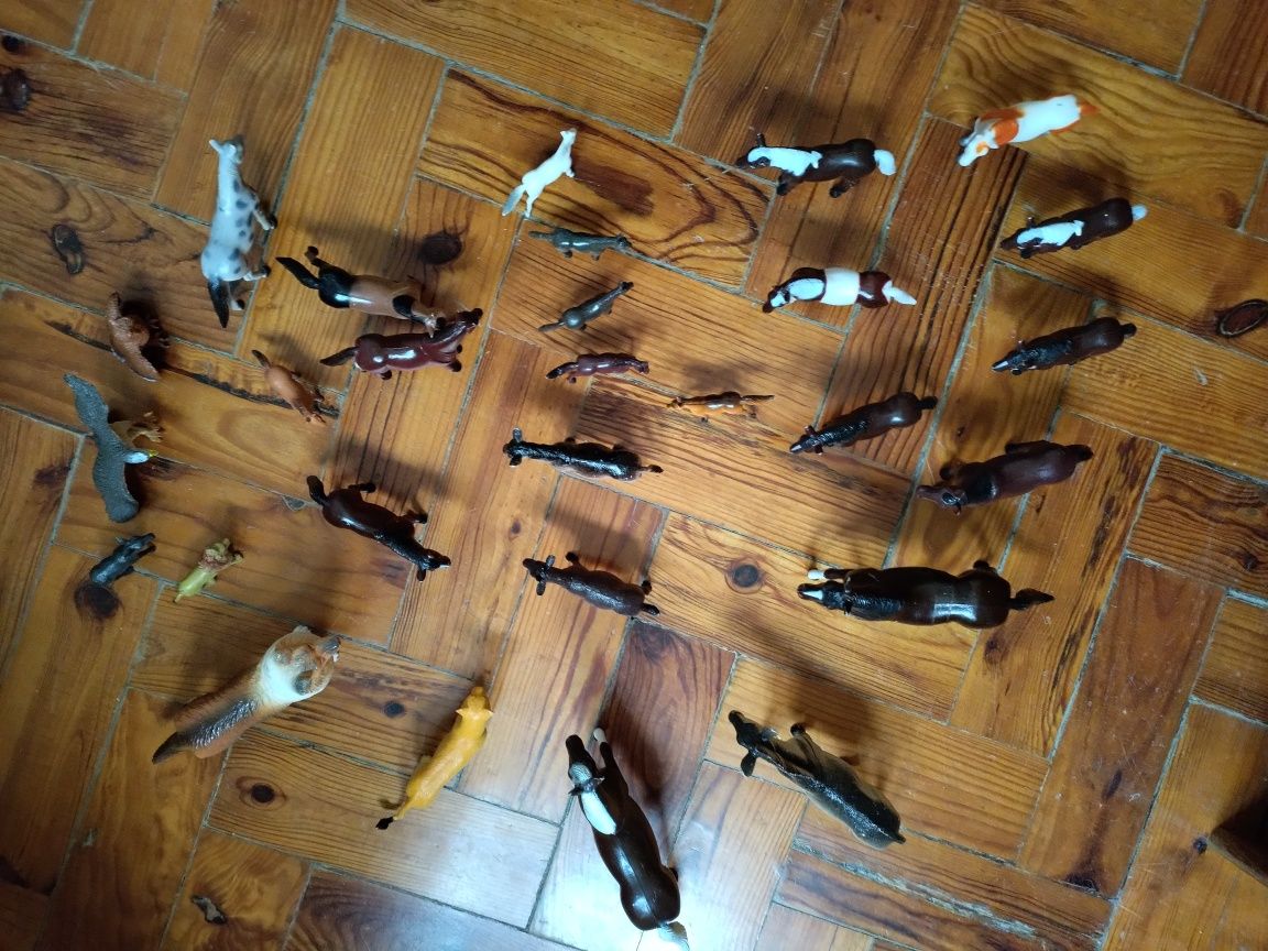 Bonecos de coleção