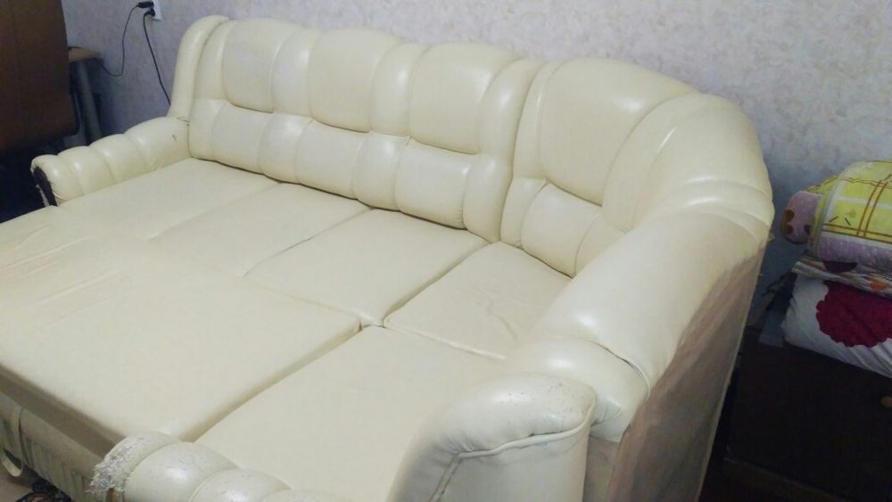 Угловой диван классика, диван дельфин, кожзам