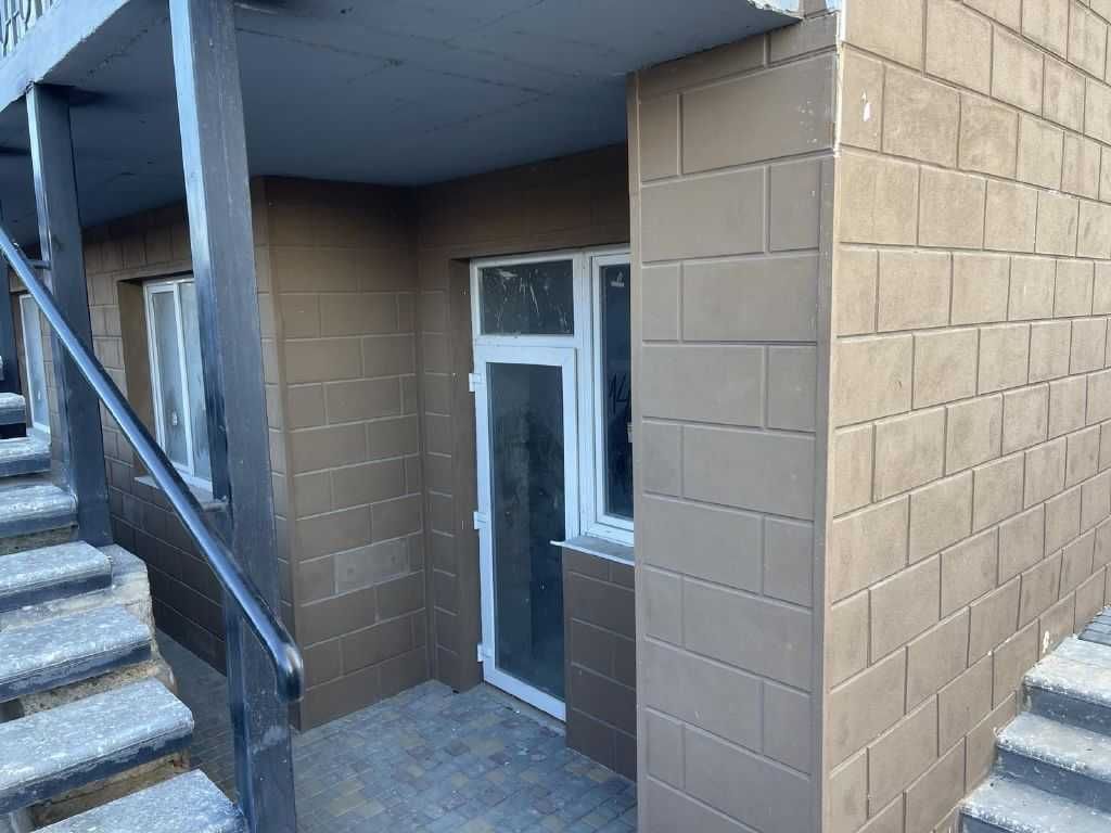 Продам вигідно  комерційне приміщення вільного призначення