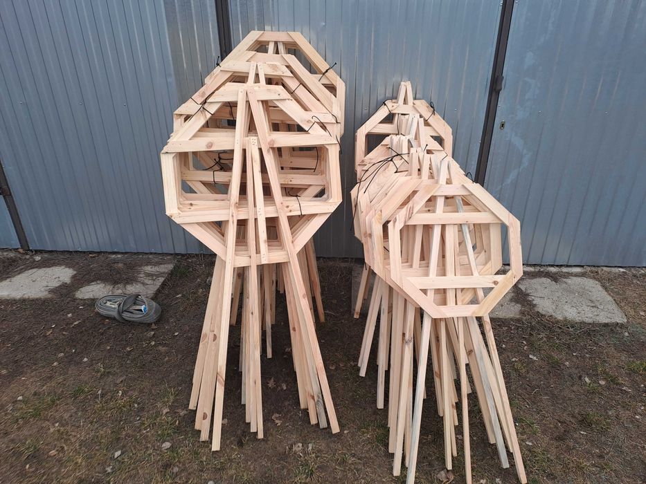Stojak  pod wieniec pogrzebowy