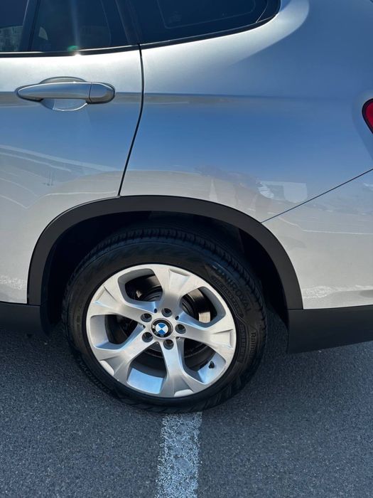 BMW X1 e84 28i 245 л.с.