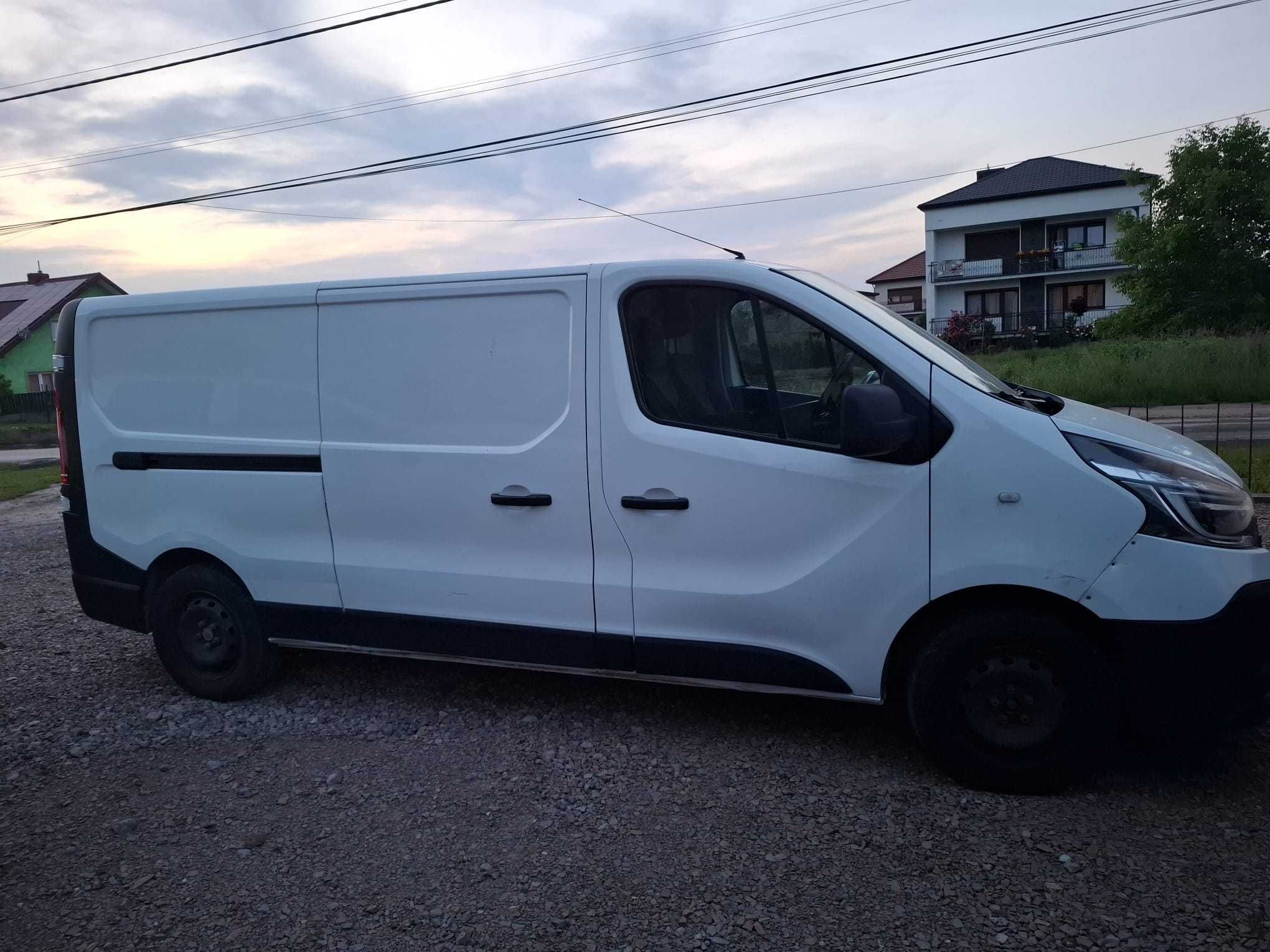 Renault Trafic L2H1 long 95 KM DCI