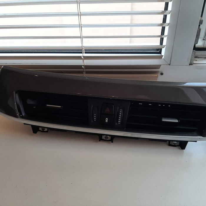 BMW X1 F48 молдинг декор панель накладки на торпеду 9292741 9396456