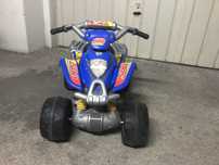 Moto quatro para criança