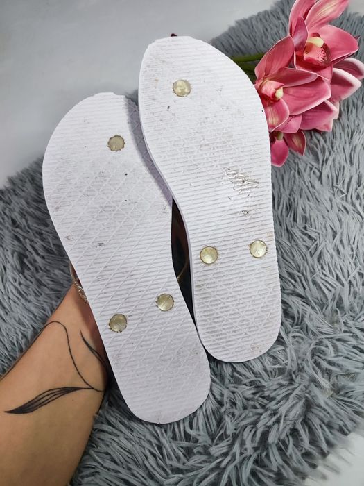 Сланці шльопанці