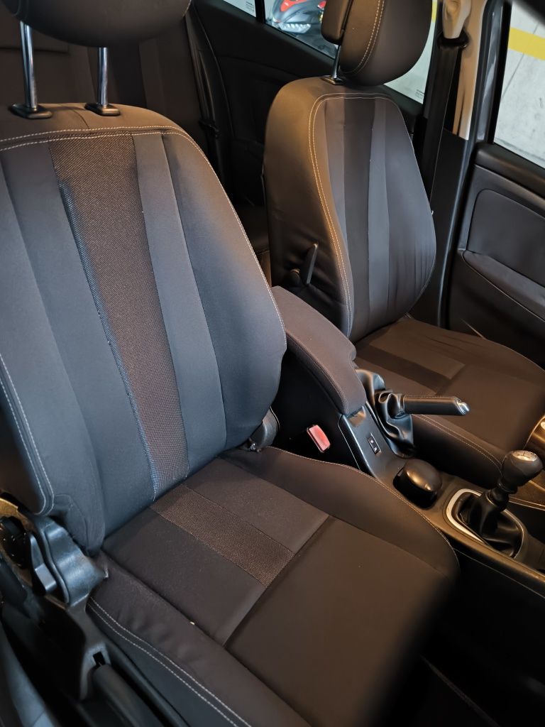 Renault Mégane III 1.5 DCI Sport Tourer – 2010 | 215.000 km