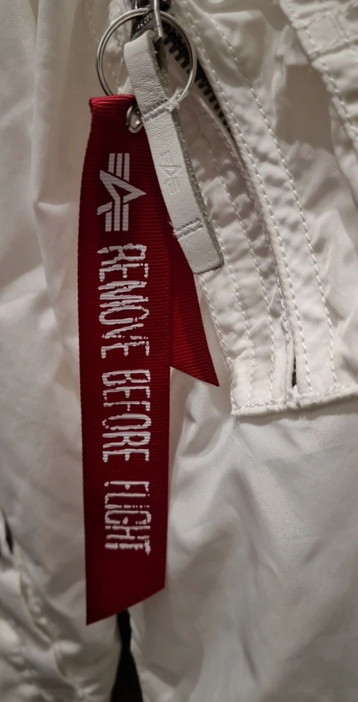 Alpha Industries MA-1 TT White kurtka lotnicza bomberka nowa