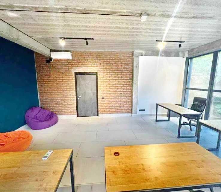 Без%!офис в Бизнес Центре, Подол, парко-места, генератор, метро!