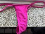 Cueca de biquini rosa choque