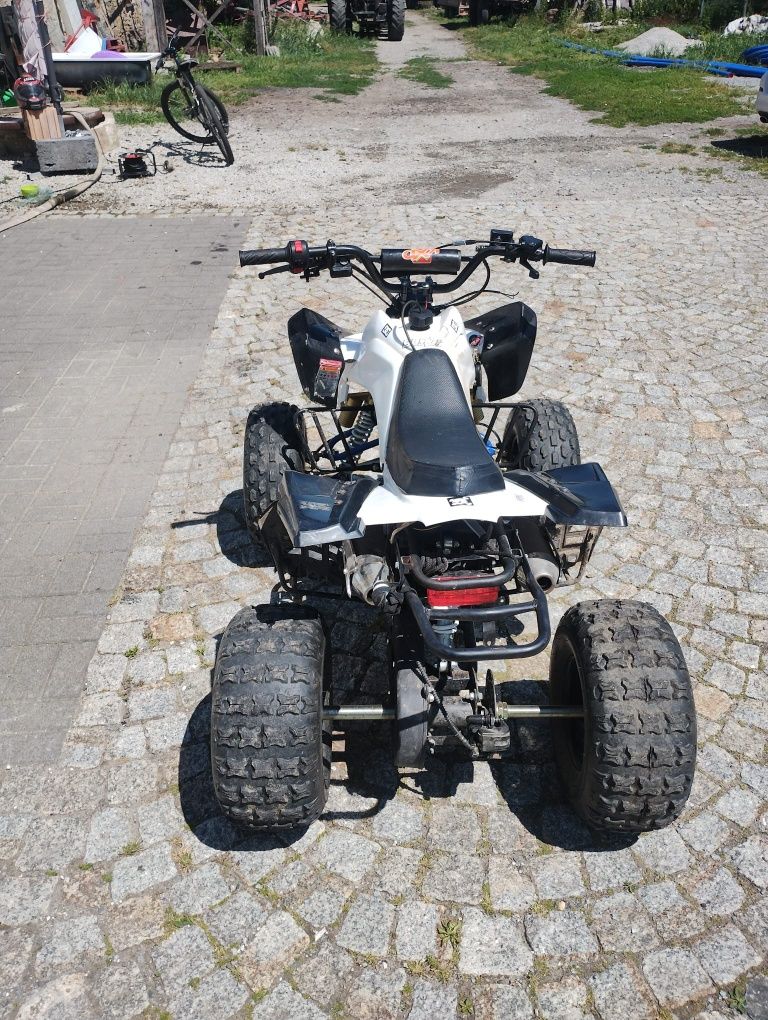 Quad pojemność 125
