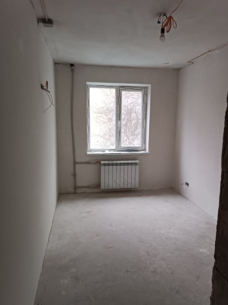 Продам 2 кв. Салтовское шоссе, 8 хлебзавод.
