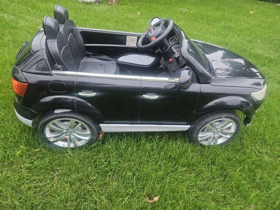 Audi Q7 na akumulator