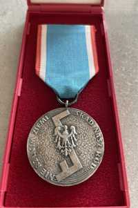 Medal Rodła PRL w pudełku