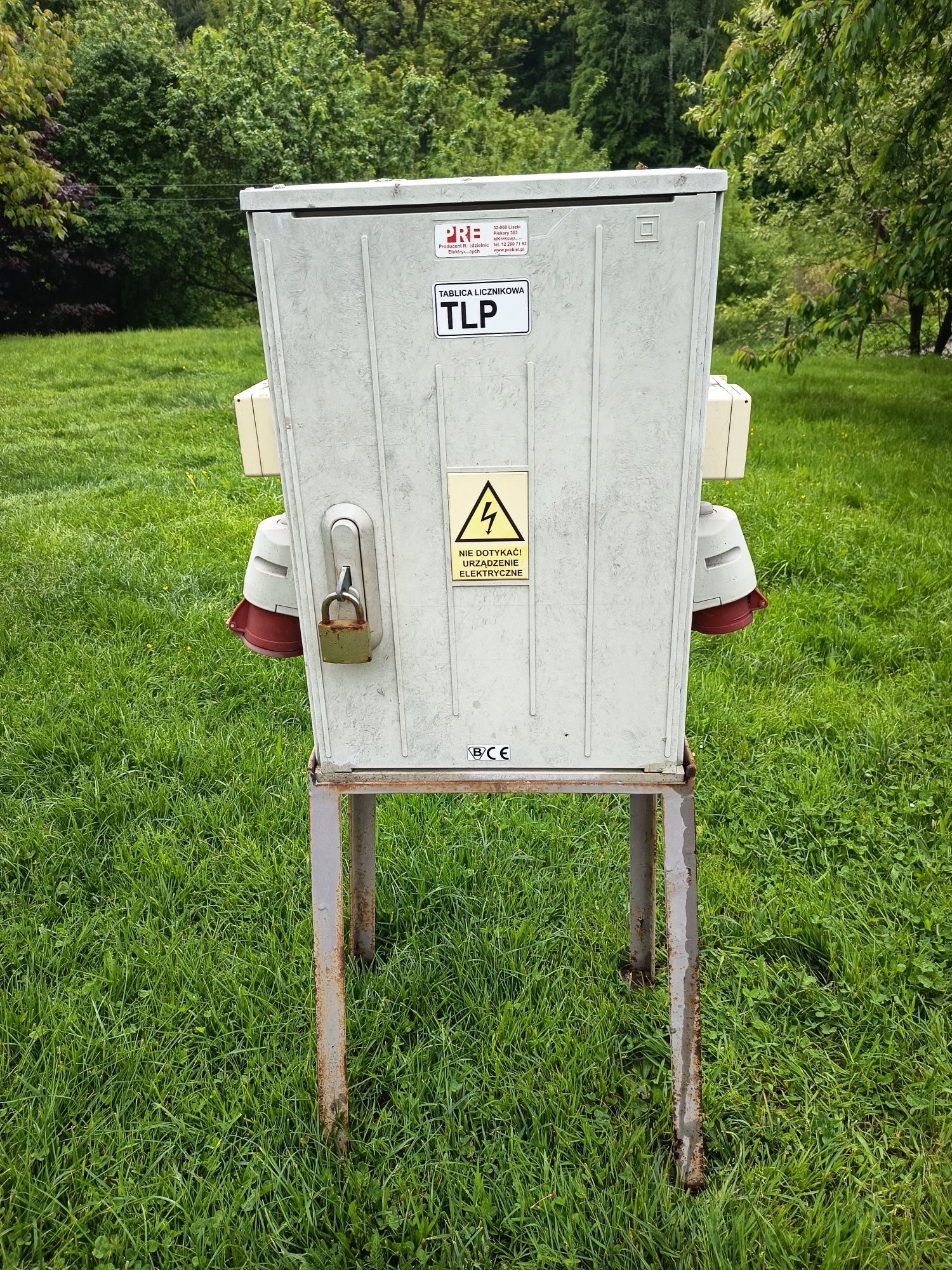 Skrzynka elektryczna na budowę.
