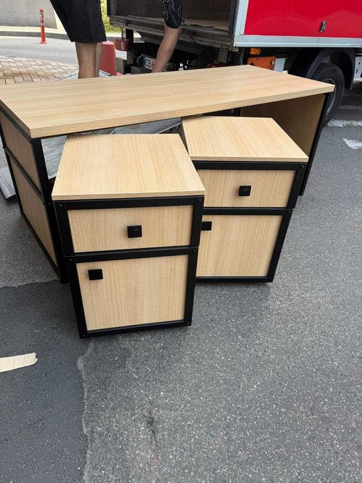 кресла рабочие места для офиса кресла ожидания столы