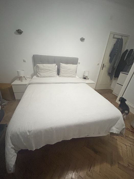 Cama casal com cabeceira 140cm x 190cm