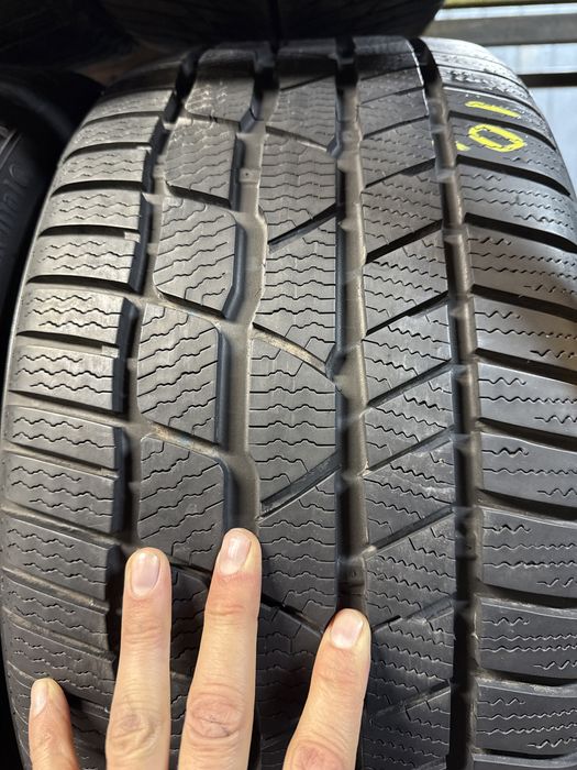 255/35 r19 Continental 2шт
