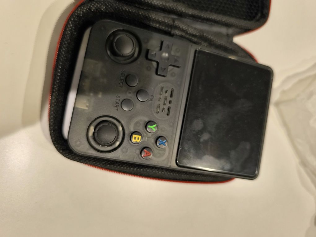 Consola r36s retro