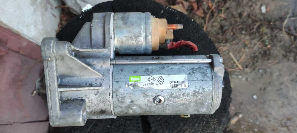 Стартер Renault trafic  1.9 d 100